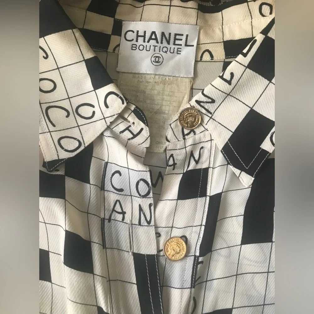 Chanel Iconic Scrabble Print Silk Dress RARE 1990,s

✨💕 Make A Offer ✨💕 - Picture 3 of 9